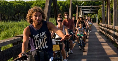 passeggiata in bicicletta a alba adriatica