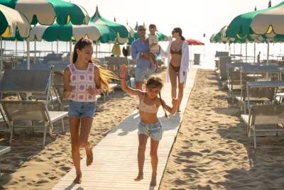 spiaggia alba adriatica ideale per bambini